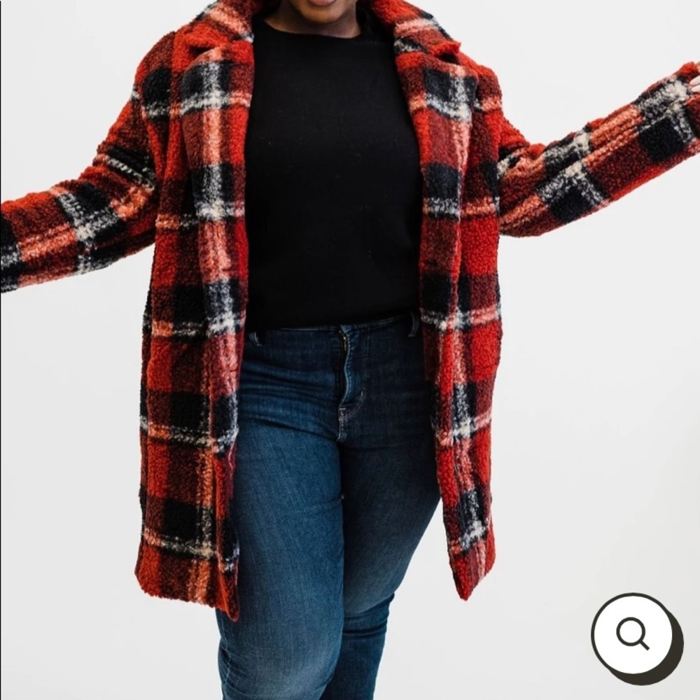 Plaid Catherine coat. New with tags on. Missed the return window.